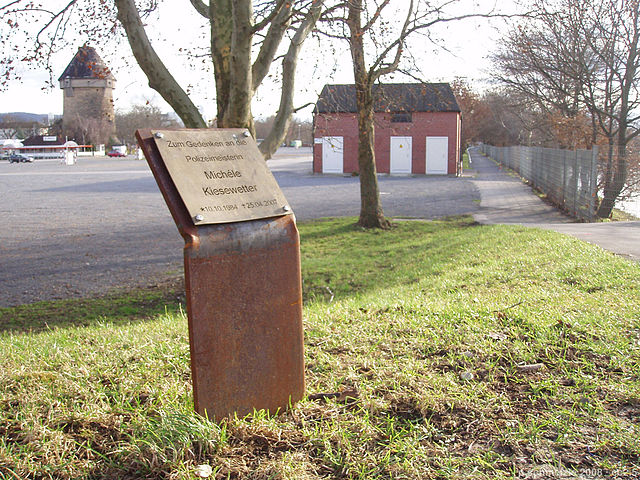 640px-Hn-gedenktafel-theresienwiese